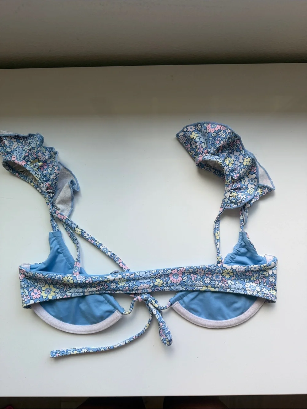 Frankie's Bikinis underwire bikini top x ruffle traps